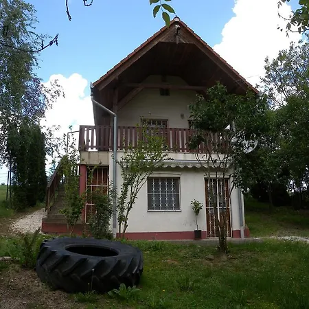 Holiday In Sarmellek/balaton 18927 度假居 *